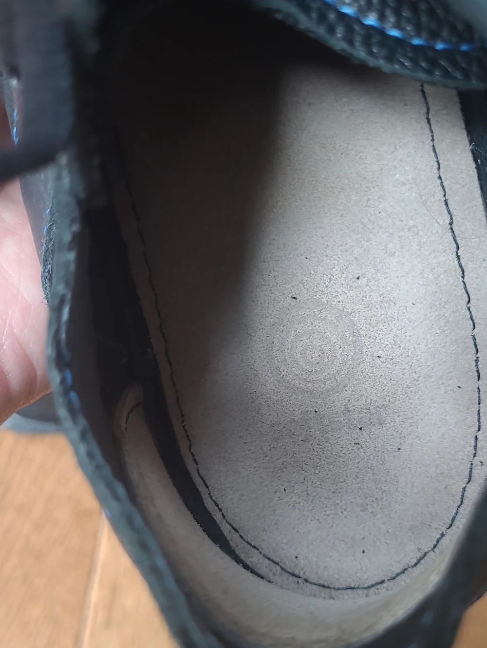 Adult PRIMAL RunAmoc Super Grip Vibram Rubber Sole Shoes 11 Wide